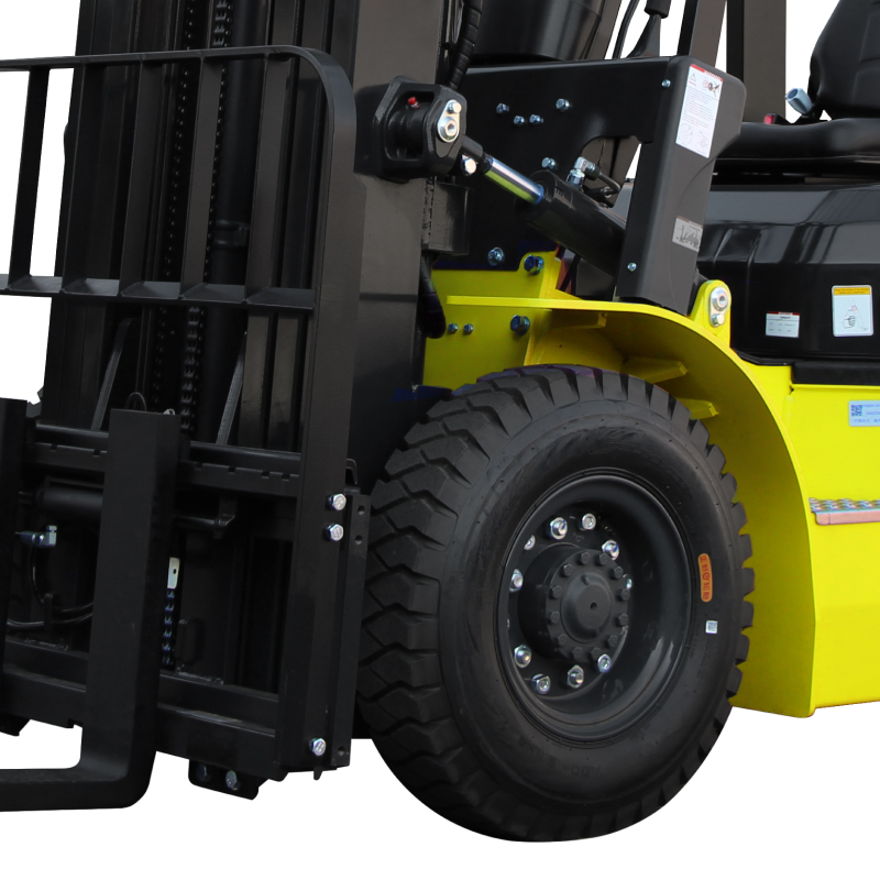 Бензиновый погрузчик YETT CPQD25-RCK2-M300-3W-Y - 5